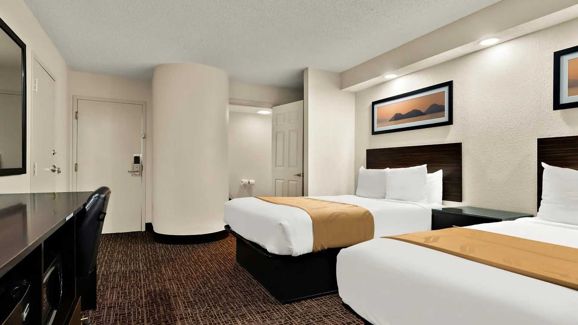 Quality Inn Memphis Northeast Near I-40