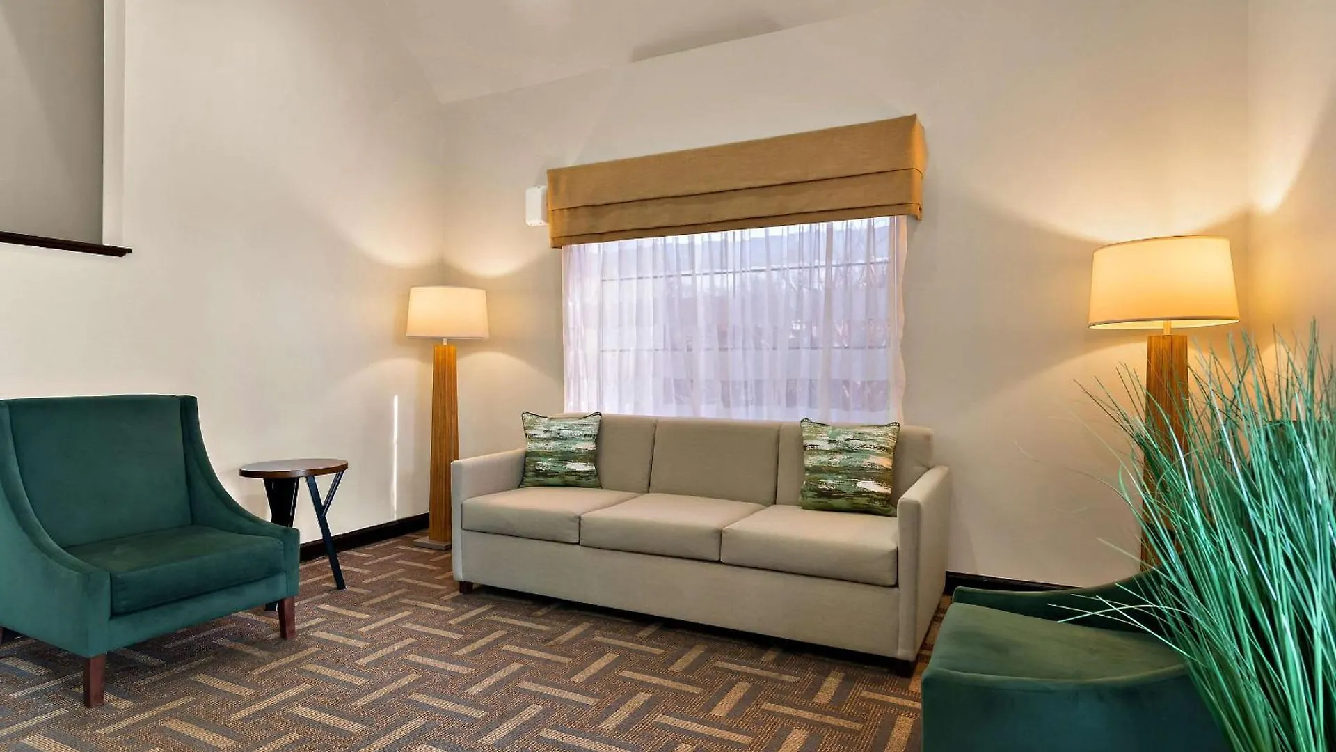 Quality Inn Memphis Northeast Near I-40