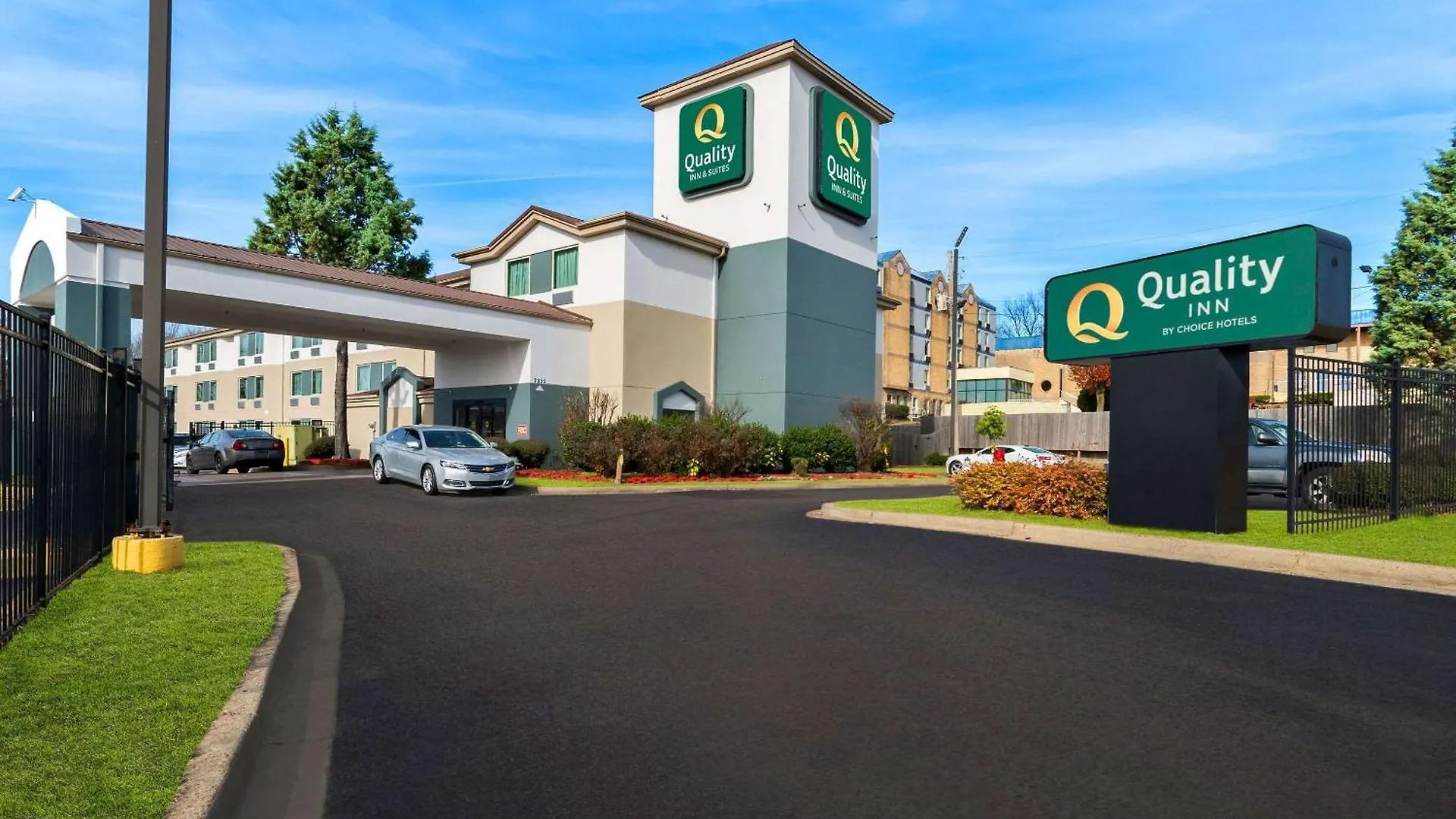 Quality Inn Memphis Northeast Near I-40 location